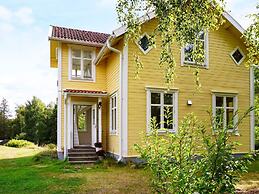 6 Person Holiday Home in Nykvarn