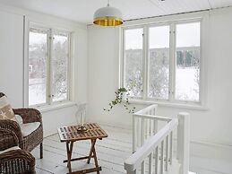 6 Person Holiday Home in Nykvarn-by Traum