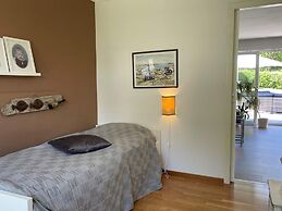 6 Person Holiday Home in Myggenas-by Traum