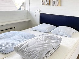 6 Person Holiday Home in Aabenraa-by Traum