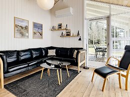 5 Person Holiday Home in Jerup-by Traum
