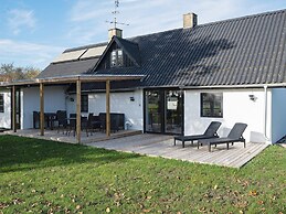 8 Person Holiday Home in Sakskobing