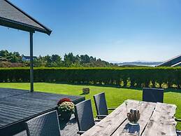 6 Person Holiday Home in Torangsvag-by Traum