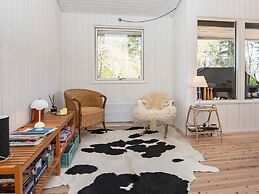 6 Person Holiday Home in Ebeltoft