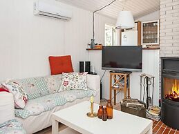 6 Person Holiday Home in Ebeltoft