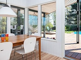 6 Person Holiday Home in Ebeltoft
