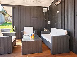 6 Person Holiday Home in Ebeltoft