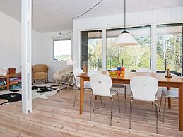 6 Person Holiday Home in Ebeltoft