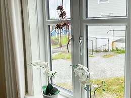 6 Person Holiday Home in Hernar-by Traum