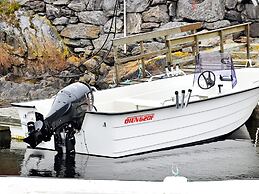 6 Person Holiday Home in Hernar-by Traum