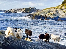 6 Person Holiday Home in Hernar-by Traum