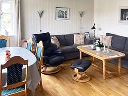 6 Person Holiday Home in Hernar-by Traum