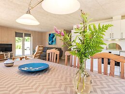 6 Person Holiday Home in Laeso-by Traum