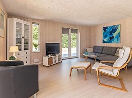 6 Person Holiday Home in Laeso-by Traum