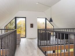 6 Person Holiday Home in Hovborg