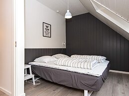 6 Person Holiday Home in Hovborg
