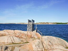 4 Person Holiday Home in Bovallstrand-by Traum