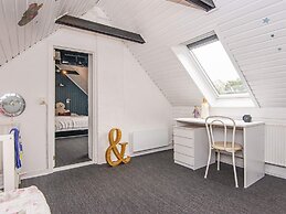 9 Person Holiday Home in Hojer