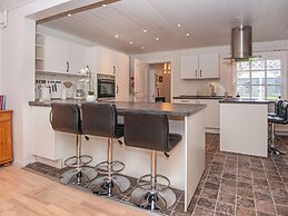 9 Person Holiday Home in Hojer