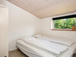 Renovated Retreat in Hejlsminde-by Traum