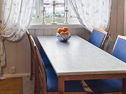 4 Person Holiday Home in Skulestadmo