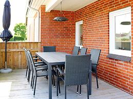 10 Person Holiday Home in Hadsund