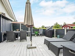 8 Person Holiday Home in Bjert-by Traum