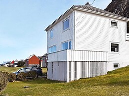 8 Person Holiday Home in Leinoy-by Traum