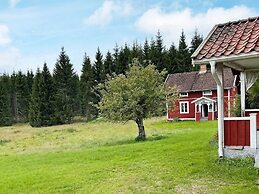 6 Person Holiday Home in Hjortkvarn