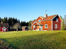 6 Person Holiday Home in Hjortkvarn