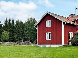 6 Person Holiday Home in Hjortkvarn