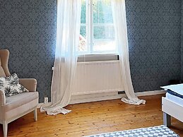 6 Person Holiday Home in Hjortkvarn-by Traum