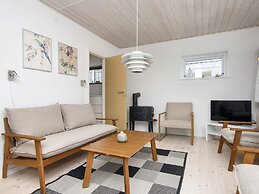 6 Person Holiday Home in Sjolund