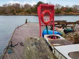 6 Person Holiday Home in Sveio