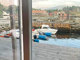 6 Person Holiday Home in Maloy