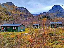 6 Person Holiday Home in Bratland