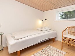 6 Person Holiday Home in Frostrup