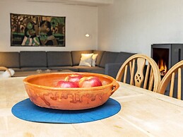 6 Person Holiday Home in Frostrup