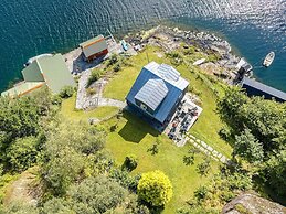 8 Person Holiday Home in Sveio-by Traum