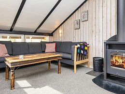 5 Person Holiday Home in Hemmet