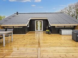 5 Person Holiday Home in Hemmet