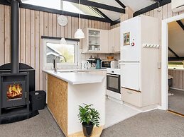 5 Person Holiday Home in Hemmet