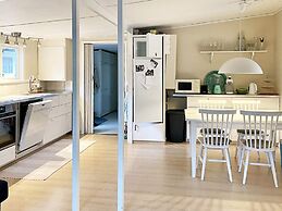 8 Person Holiday Home in Yngsjo, Sverige