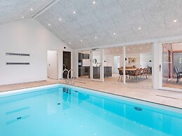 10 Person Holiday Home in Jerup