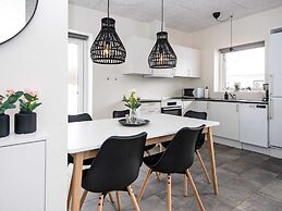 6 Person Holiday Home in Ringkobing