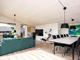 10 Person Holiday Home in Bjert