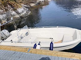 6 Person Holiday Home in Halsanaustan-by Traum