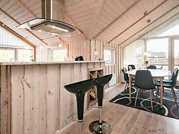 6 Person Holiday Home in Asaa-by Traum