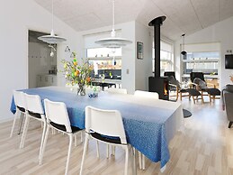 8 Person Holiday Home in Hadsund