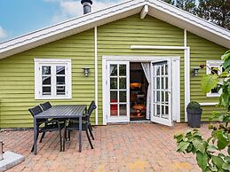 4 Person Holiday Home in Hemmet